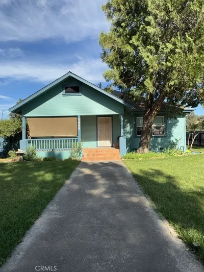 5480 Live Oak Drive