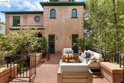 1411 Hawthorne Terr