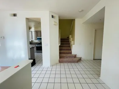 596 Shoal Circle photo 2