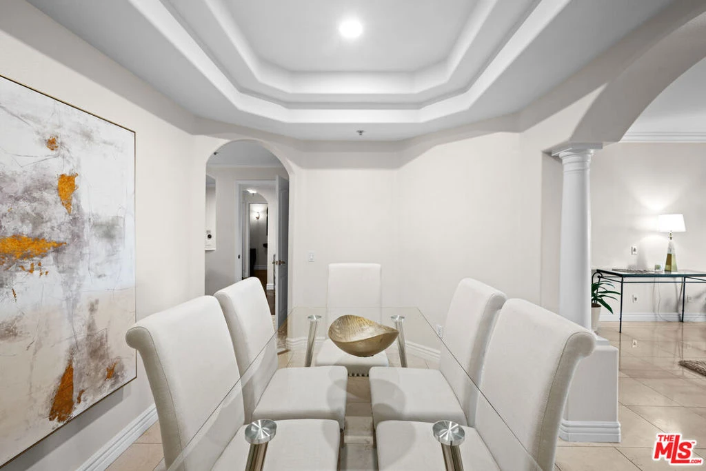 Interior 2