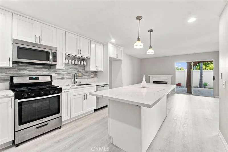 811 Ranch Vista