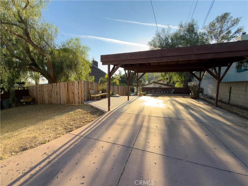 Photo 2 of 11899 East
