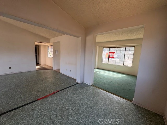 Interior 4