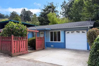 652 Rockaway Beach Avenue