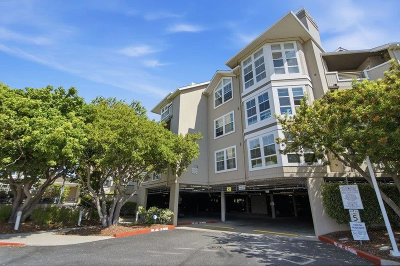 880 Meridian Bay Lane 122