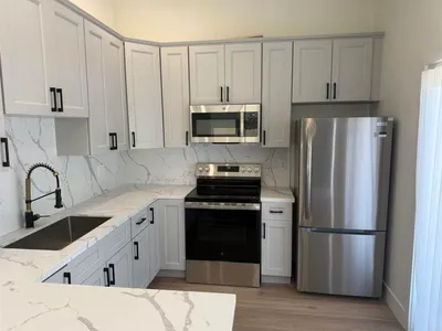 3204 Neosho Place