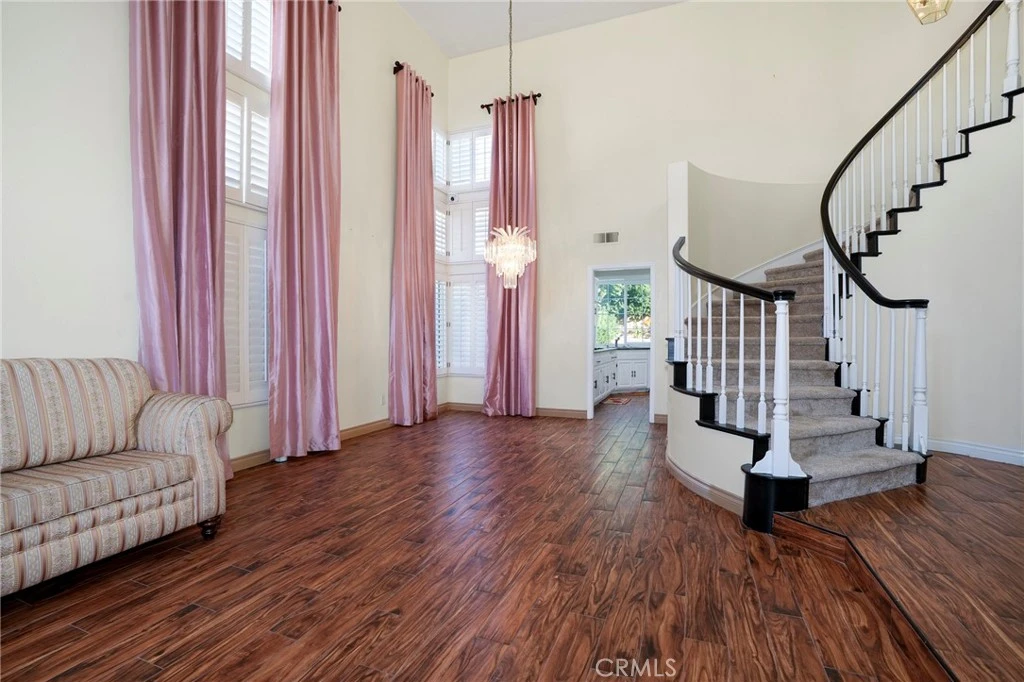 Interior 2