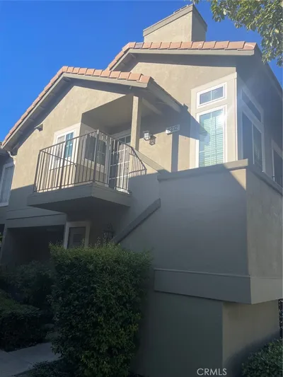 8212 E Oak Ridge
