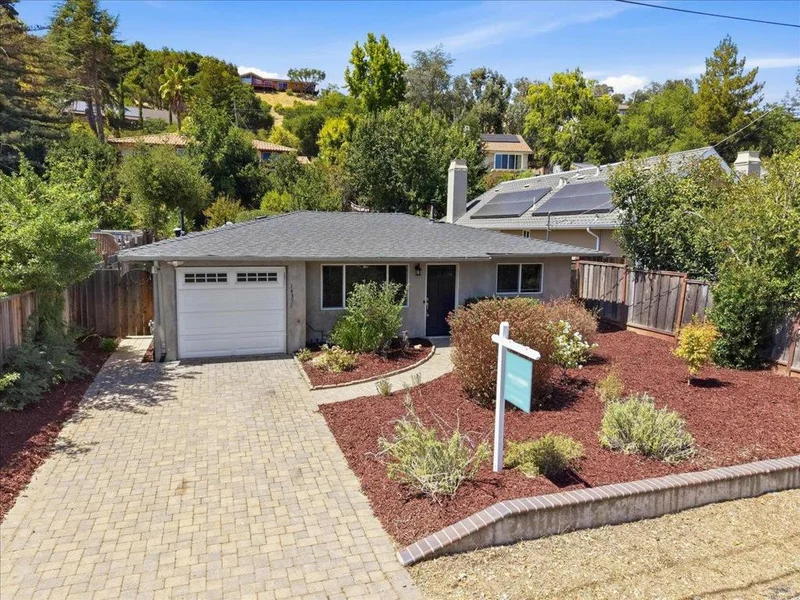 Photo 2 of 14351 Elva Avenue