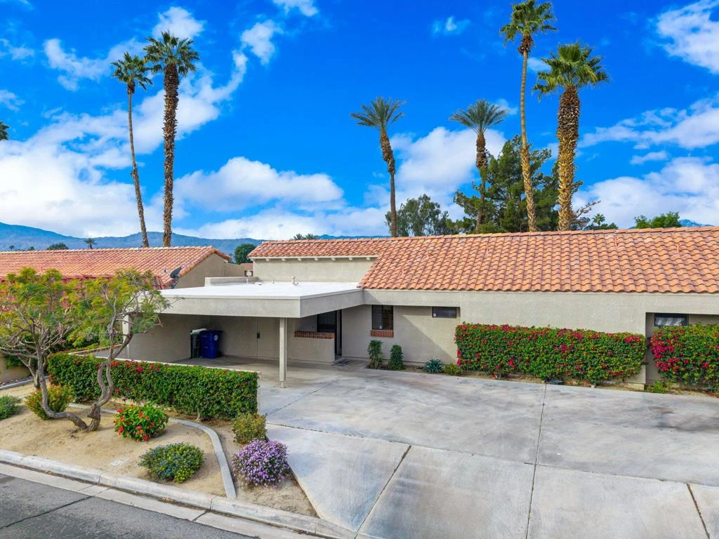 Interior 1