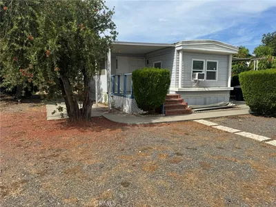 16437 Pinyon