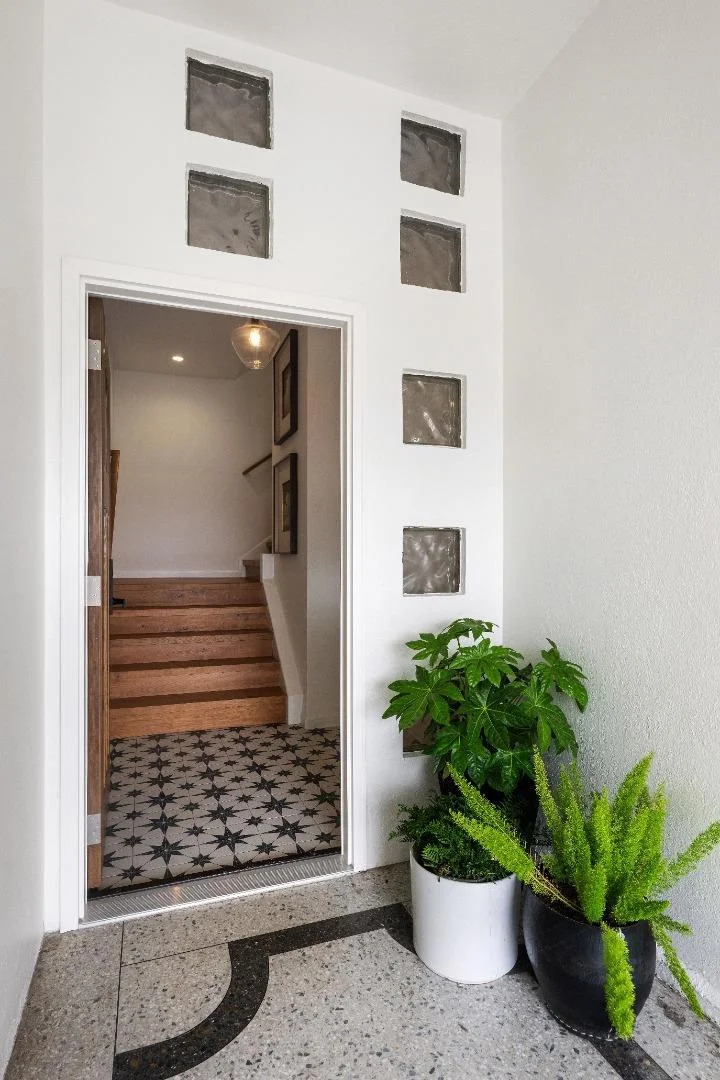 Photo 2 of 680 Los Palmos Drive