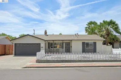8231 Cardiff Dr