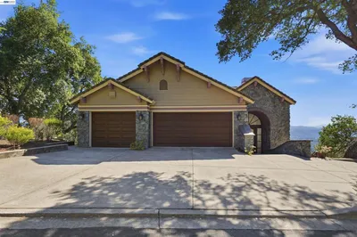 506 Oakshire Place