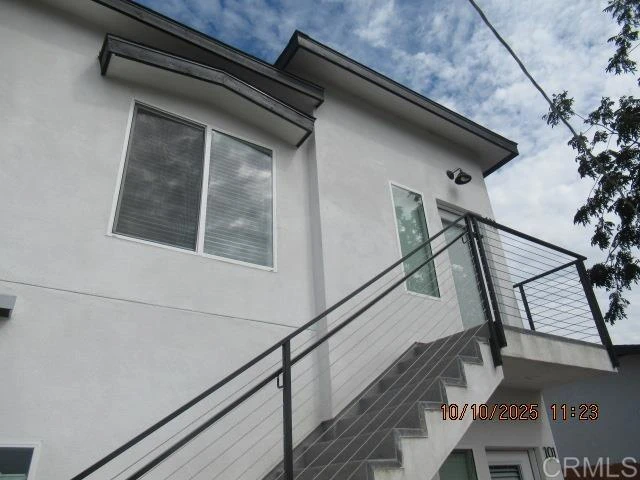 Interior 2