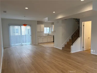834 Arlington photo 2