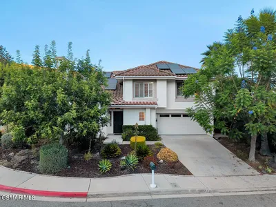 588 Monteleone Avenue photo 2