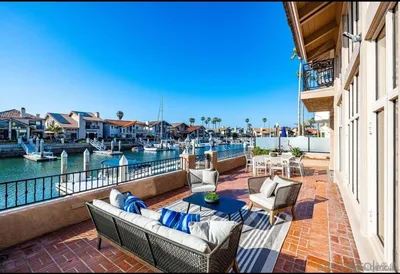 12 Buccaneer Way