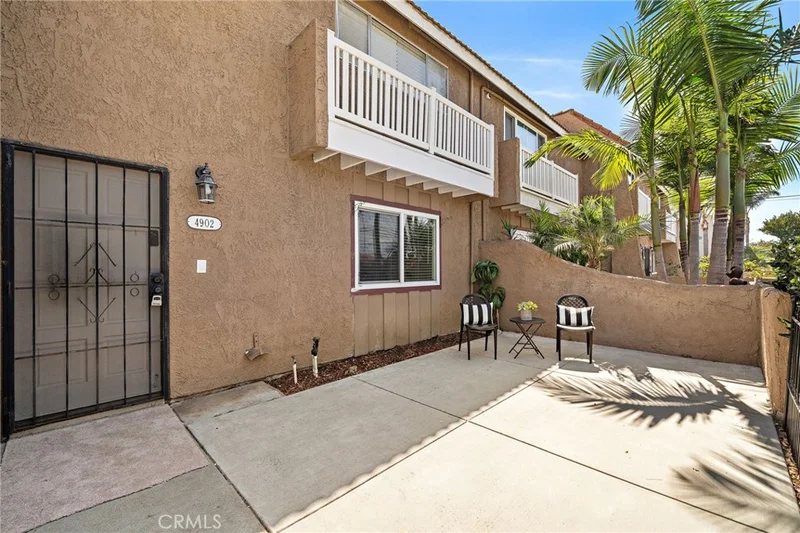 Photo 2 of 4902 Pearce