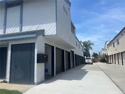 2501 Florida Street 1, Huntington Beach, CA 92648