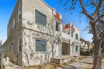 1237 E 1st 1