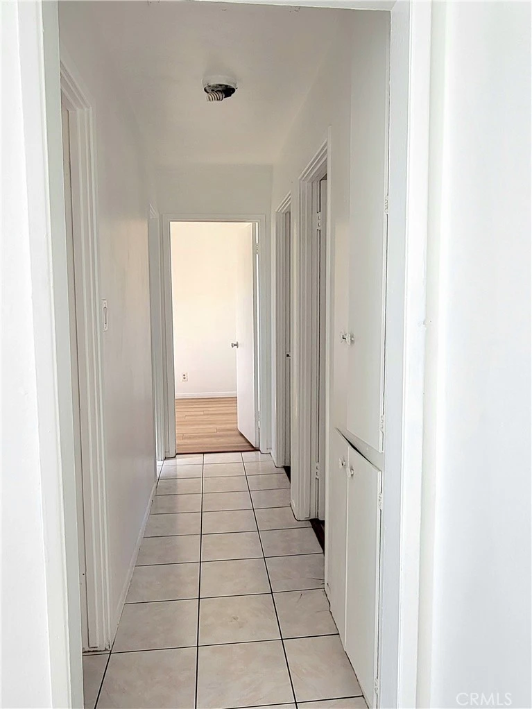 Interior 3