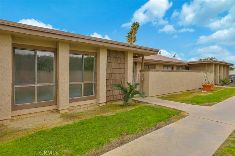 Photo 2 of 45546 Aladdin Street B101