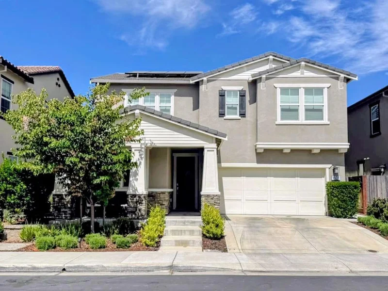 1601 Castlewood Place photo 2
