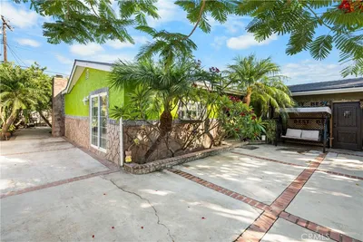 438 Cabana photo 2
