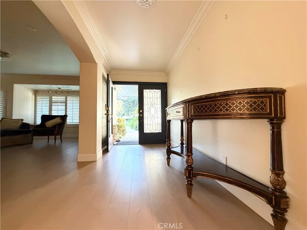 Interior 1