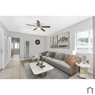 310 W Magnolia