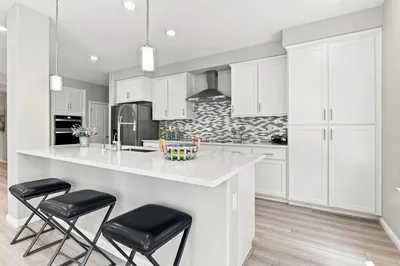 220 Waters Park Circle 101 photo 2
