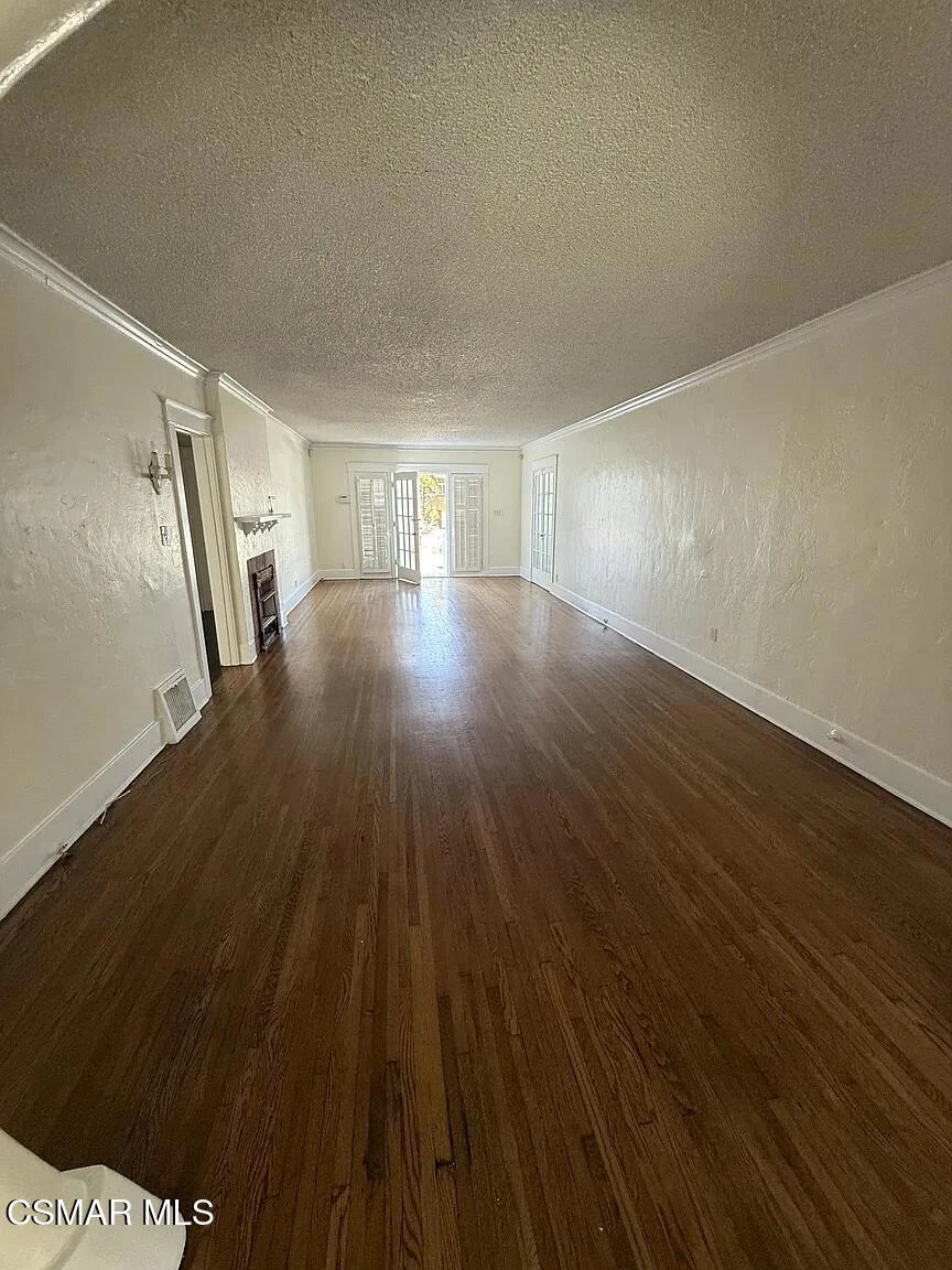 Interior 2