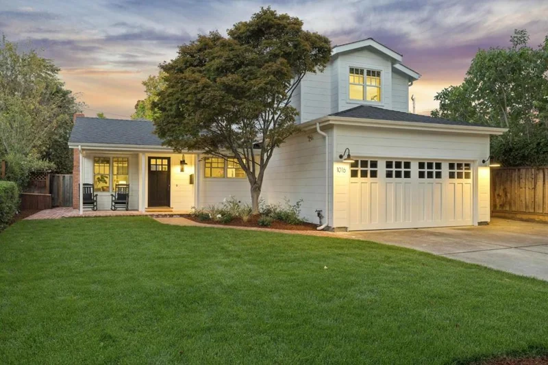 1016 Greenwood Drive