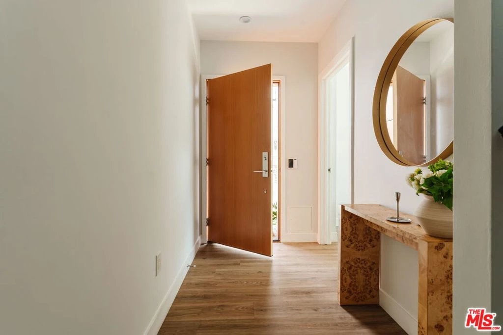 Interior 2