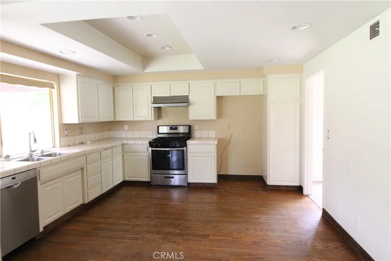 Photo 2 of 771 Cypress