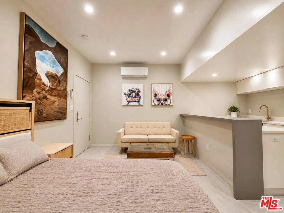 Interior 2