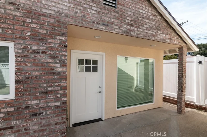 Photo 2 of 2909 A Canada Boulevard A