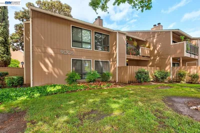9005 Alcosta Blvd 199 photo 2