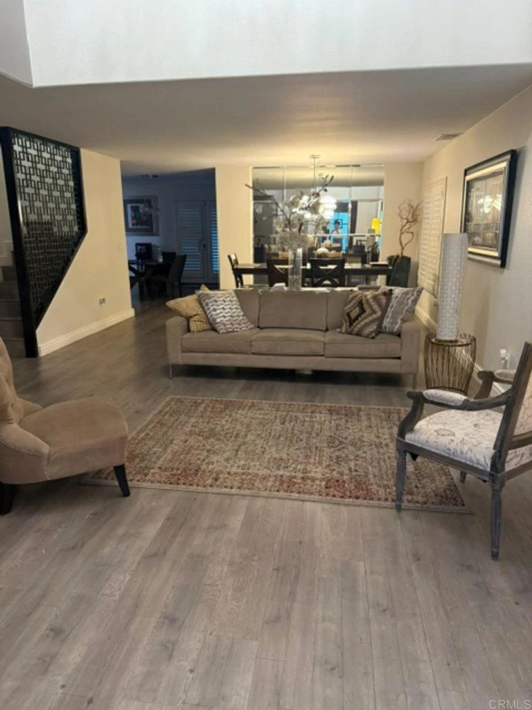 Interior 2