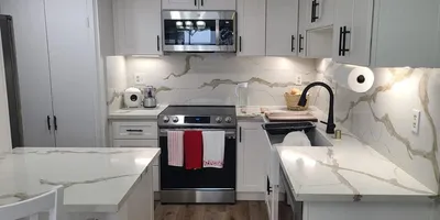 546 VIA DE LA VALLE F