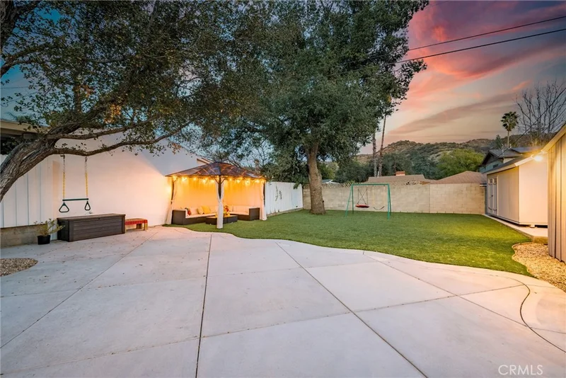 Photo 2 of 3254 Castera Avenue