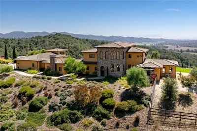 3515 Camino Purisima