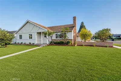 565 E Benbow Street photo 2