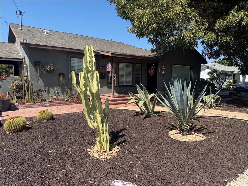 2210 Rockway