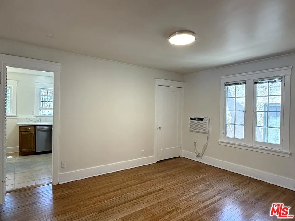 Interior 2