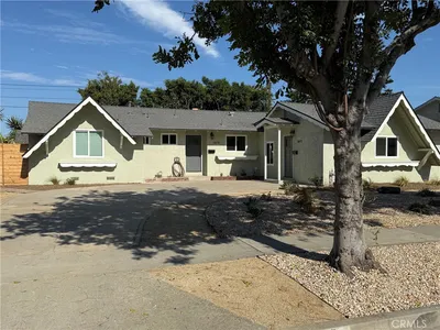 10170 Fern Avenue photo 2