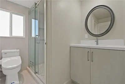 4217 Mesa photo 2