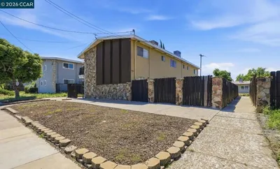 3513 Fairview