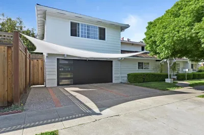 2610 Carson Street photo 2